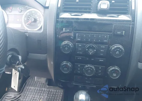 2010 Ford Escape Limited z USA, uszkodzony, nr VIN 1FMCU9EGXAKB90614